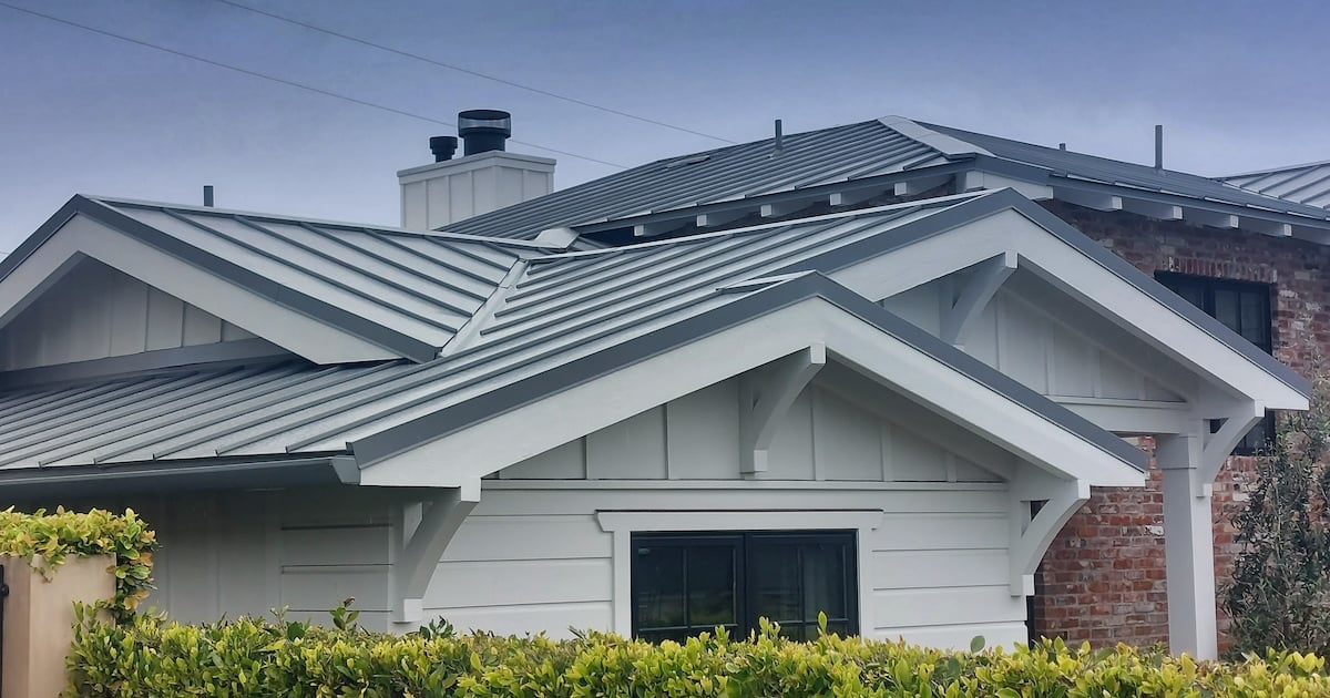 Standing seam metal roof