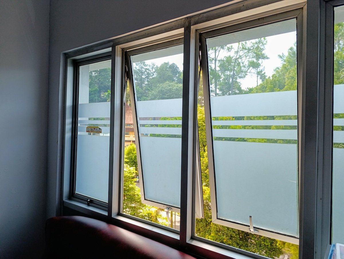 fogged glass windows for privacy