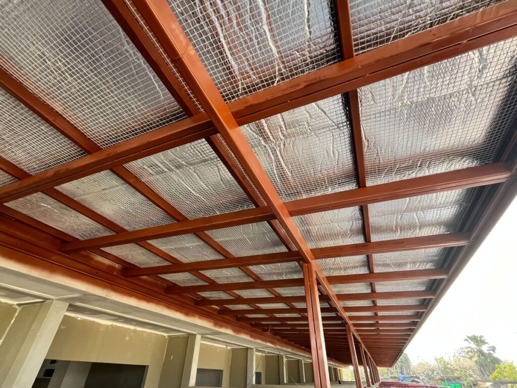 industrial roof insulation metallic foil under structure